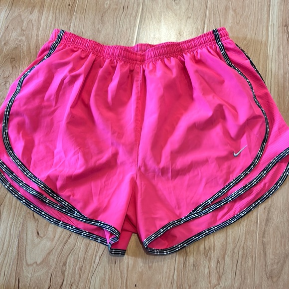 Nike Pants - Nike Dri-Fit running athletic shorts pink size large